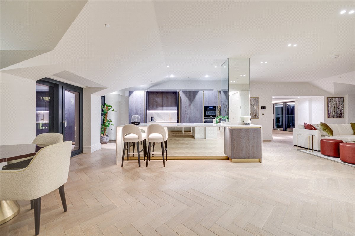 3 bedroom Flat, Kensington Gardens Square, Bayswater, W2 - Available, Image 32