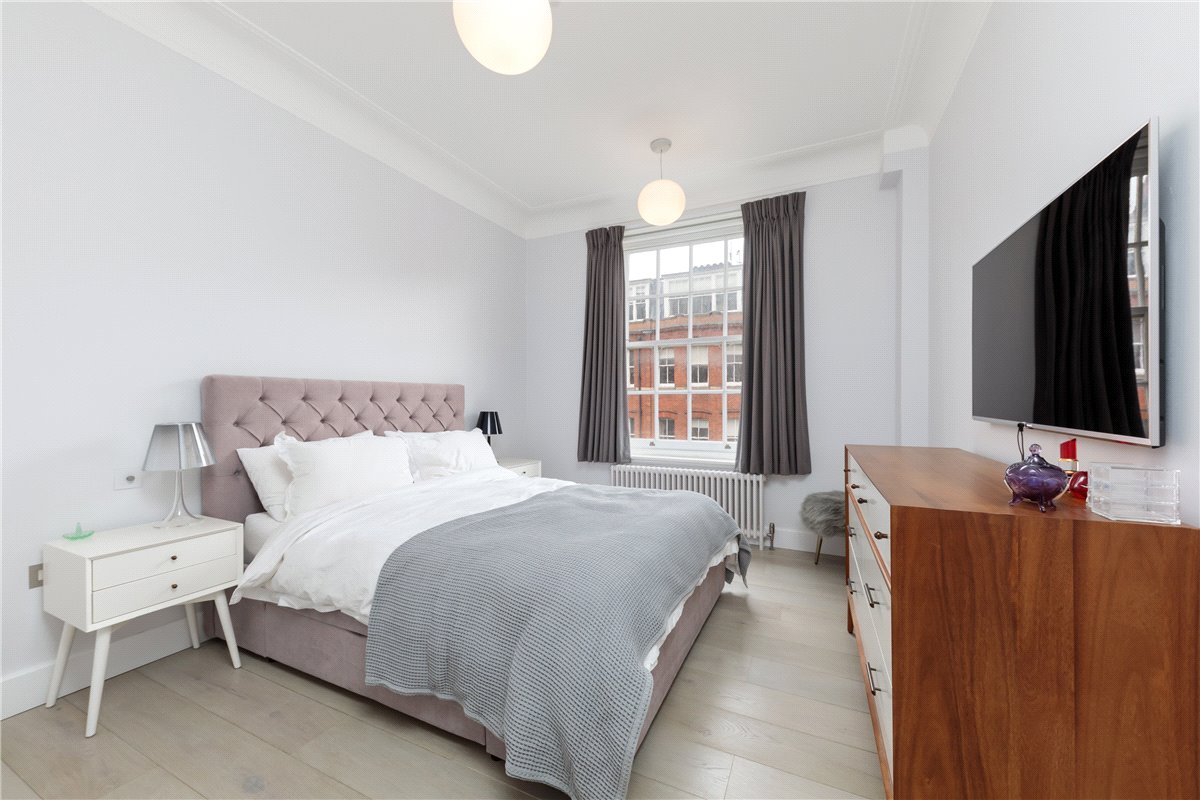 2 bedroom Flat, New Cavendish Street, London, W1G - Sold, Image 6