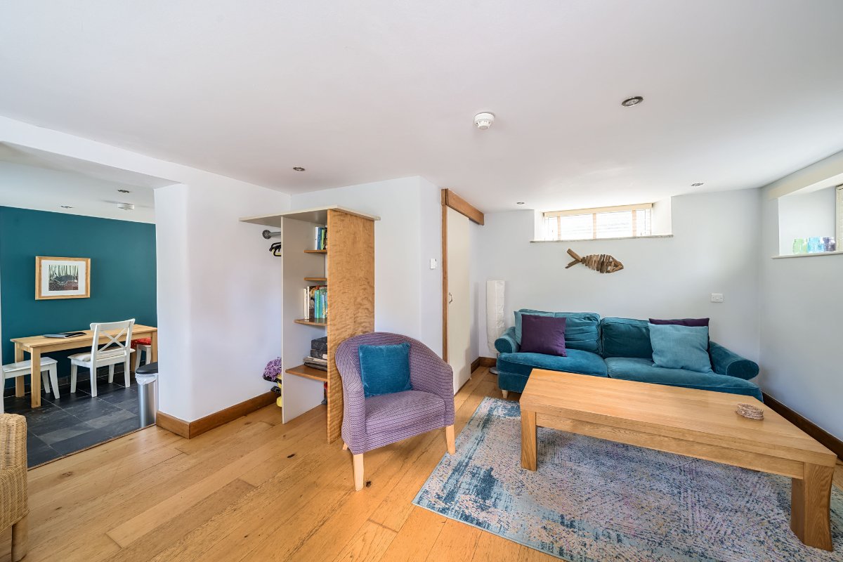 7 bedroom House, School Lane, Compton Dundon, TA11 - Available, Image 13