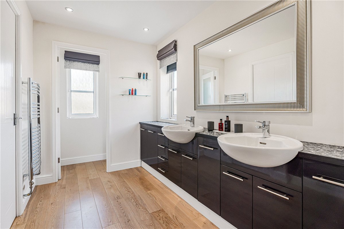 4 bedroom House, Willows Edge, Eynsham, OX29 - Available, Image 6