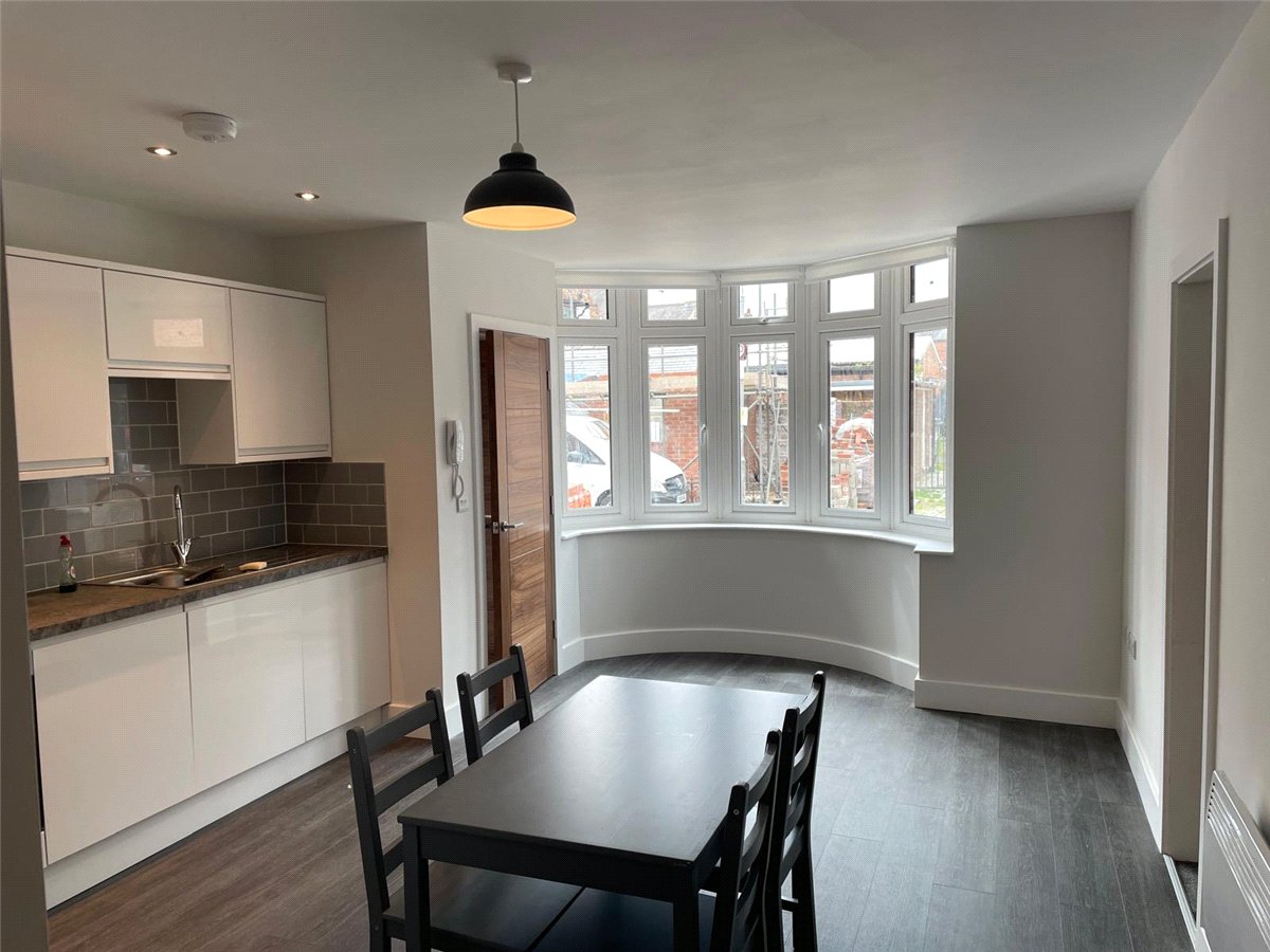 1 bedroom Flat, Garth Terrace, York, YO30 - Available, Image 4