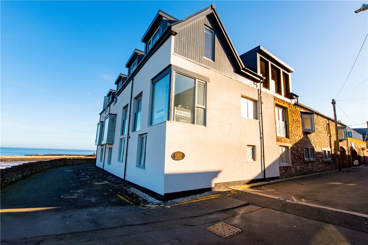 3 bedroom Flat, Farne House, 12 Crewe Street, NE68 - Available, Image 3