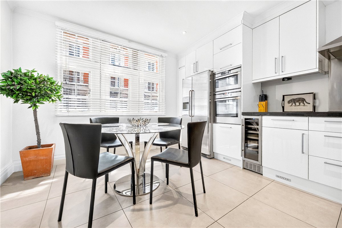 4 bedroom Flat, Knightsbridge, London, SW1X - Available, Image 5
