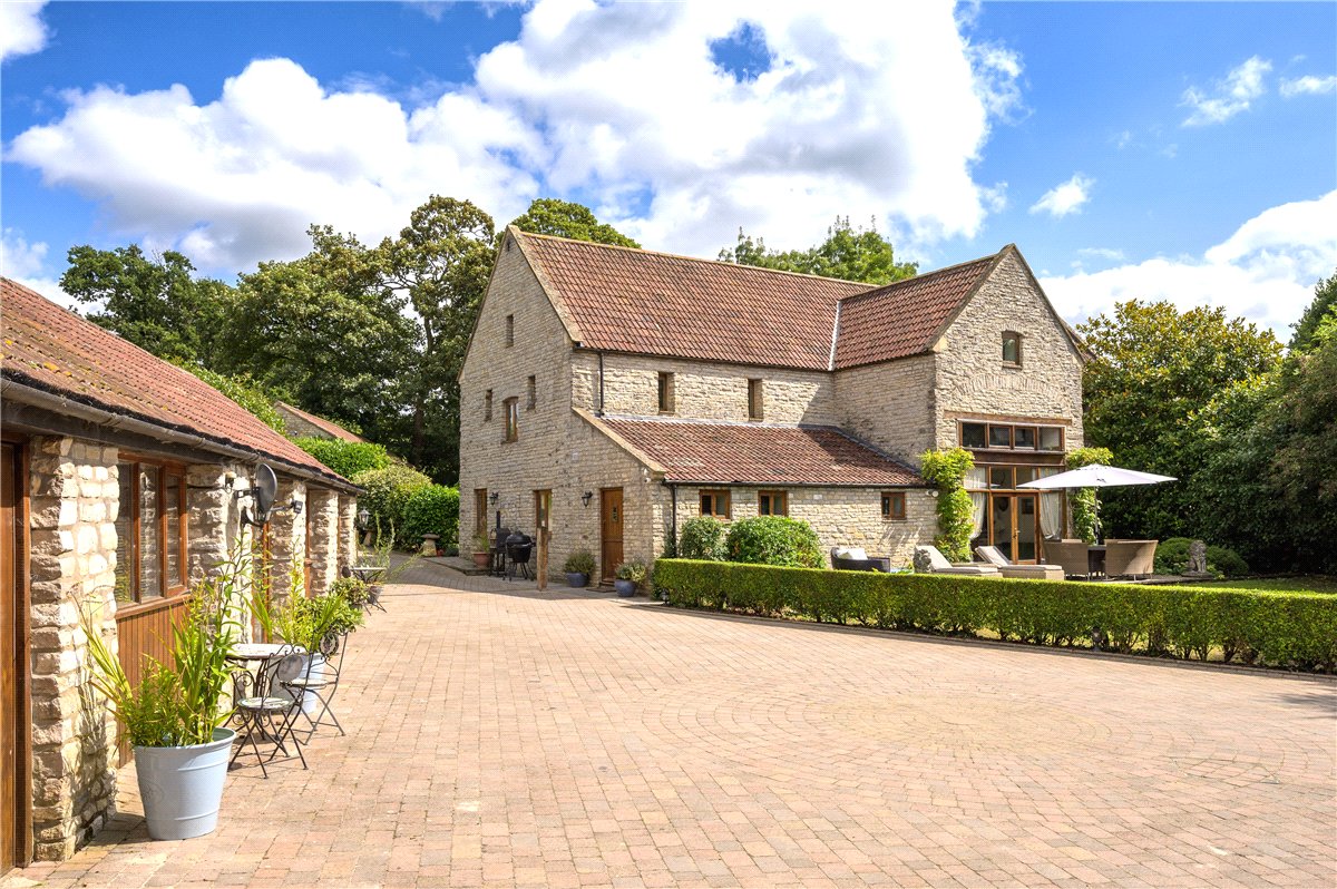 25.6  Farm, Siston, Bristol, BS16 - Available