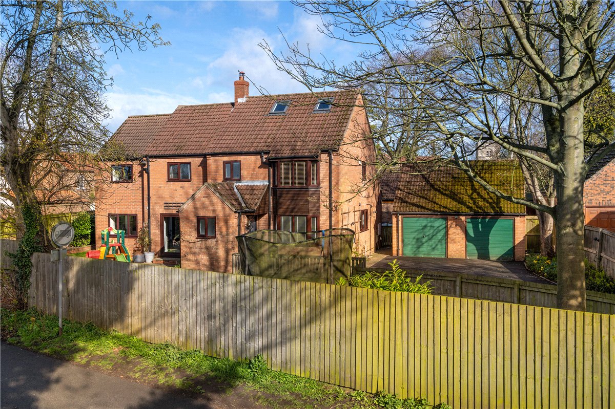 5 bedroom House, Back Lane, Riccall, YO19 - Available, Image 1