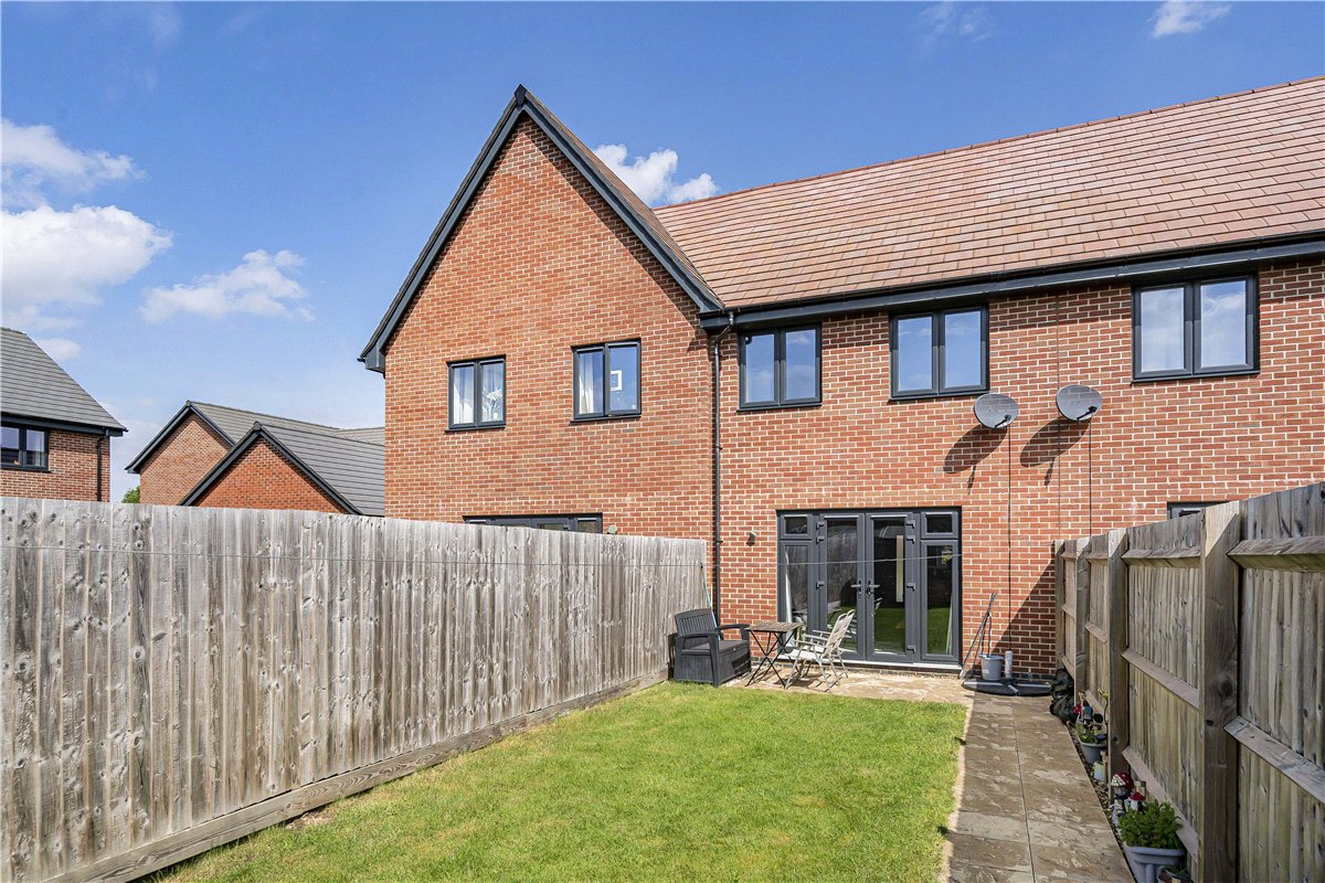2 bedroom House, Brawn Grove, Glebe Farm, MK17 - Available, Image 4