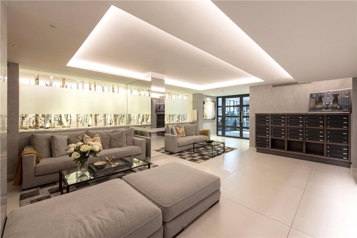 2 bedroom Flat, Kensington Gardens Square, Bayswater, W2 - Available, Image 2