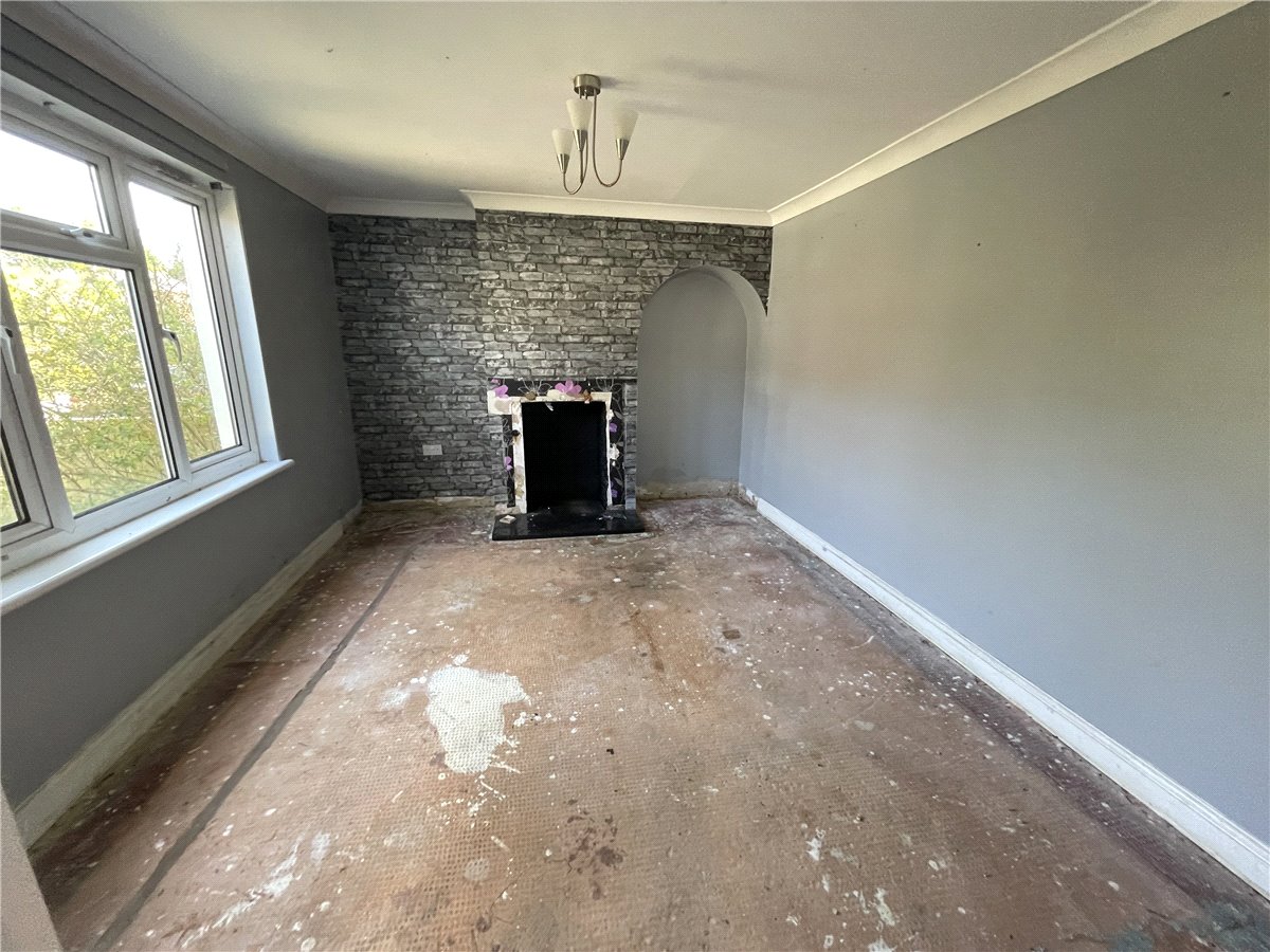 3 bedroom House, Bondfields, Woodborough, SN9 - Sold STC