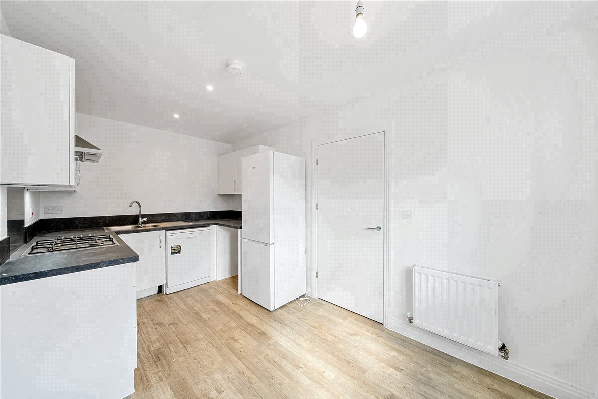 2 bedroom House, Fearnley Close, Glebe Farm, MK17 - Let Agreed, Image 3
