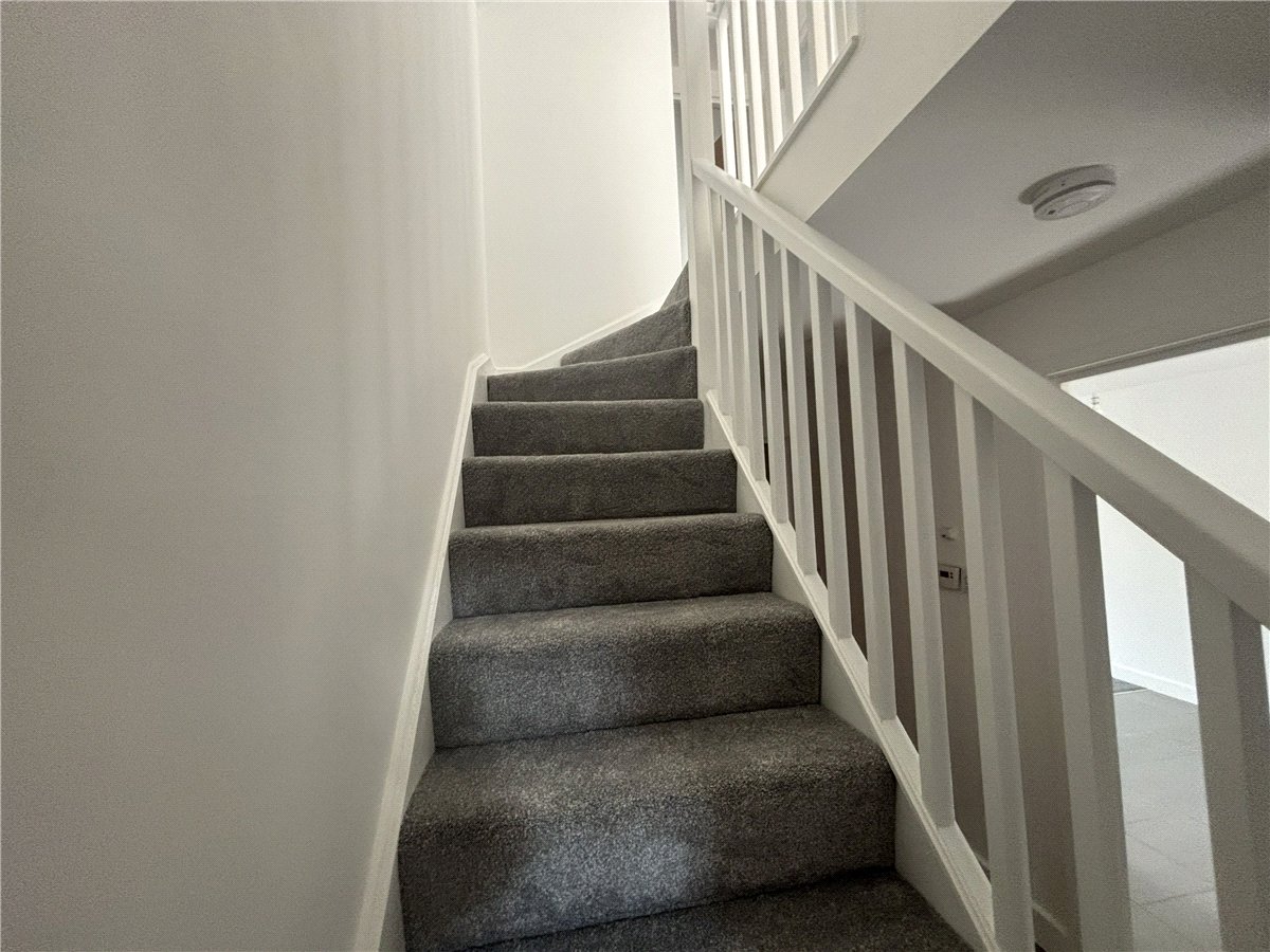 3 bedroom House, Comelybank Drive, Mexborough, S64 - Available, Image 4