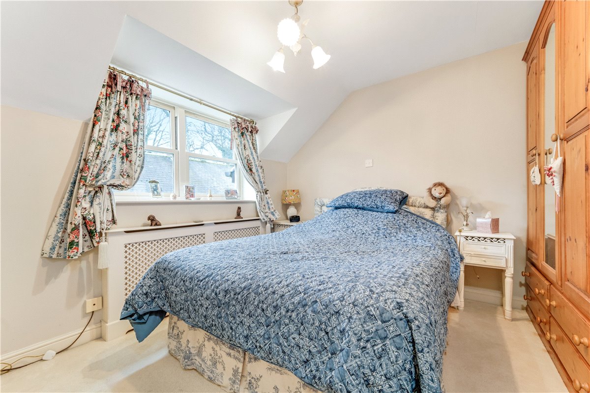 5 bedroom House, School Road, Hemingbrough, YO8 - Available, Image 13