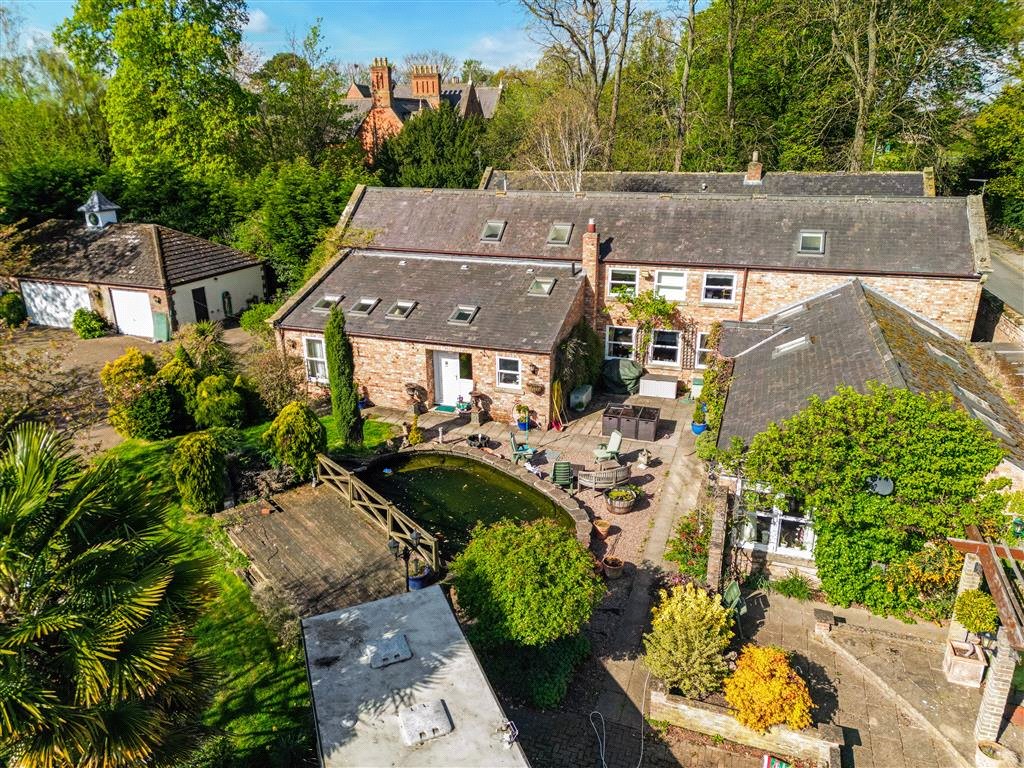 5 bedroom House, School Road, Hemingbrough, YO8 - Available, Image 13