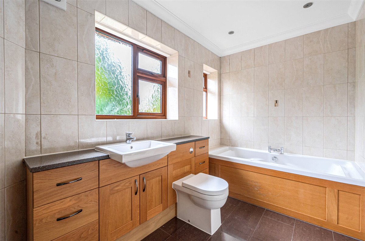 5 bedroom House, Tolldish Lane, Great Haywood, ST18 - , Image 3