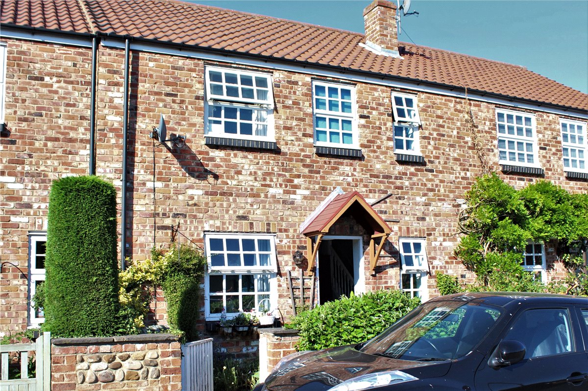 3 bedroom House, Vine Farm Close, Whixley, YO26 - 