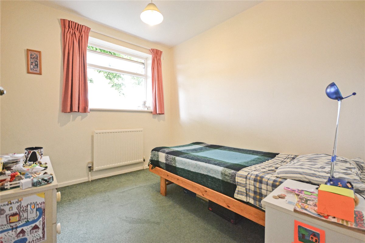 3 bedroom Flat, Lingholme Close, Cambridge, CB4 - Sold, Image 4
