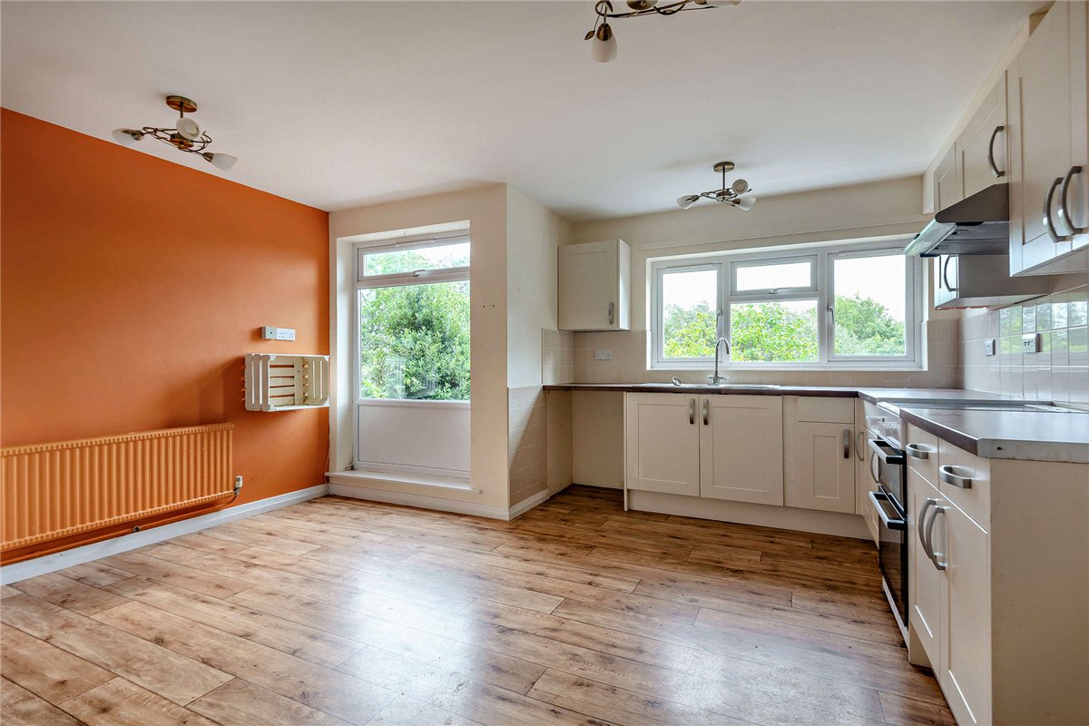 4 bedroom House, Enborne, Newbury, RG20 - Available, Image 1