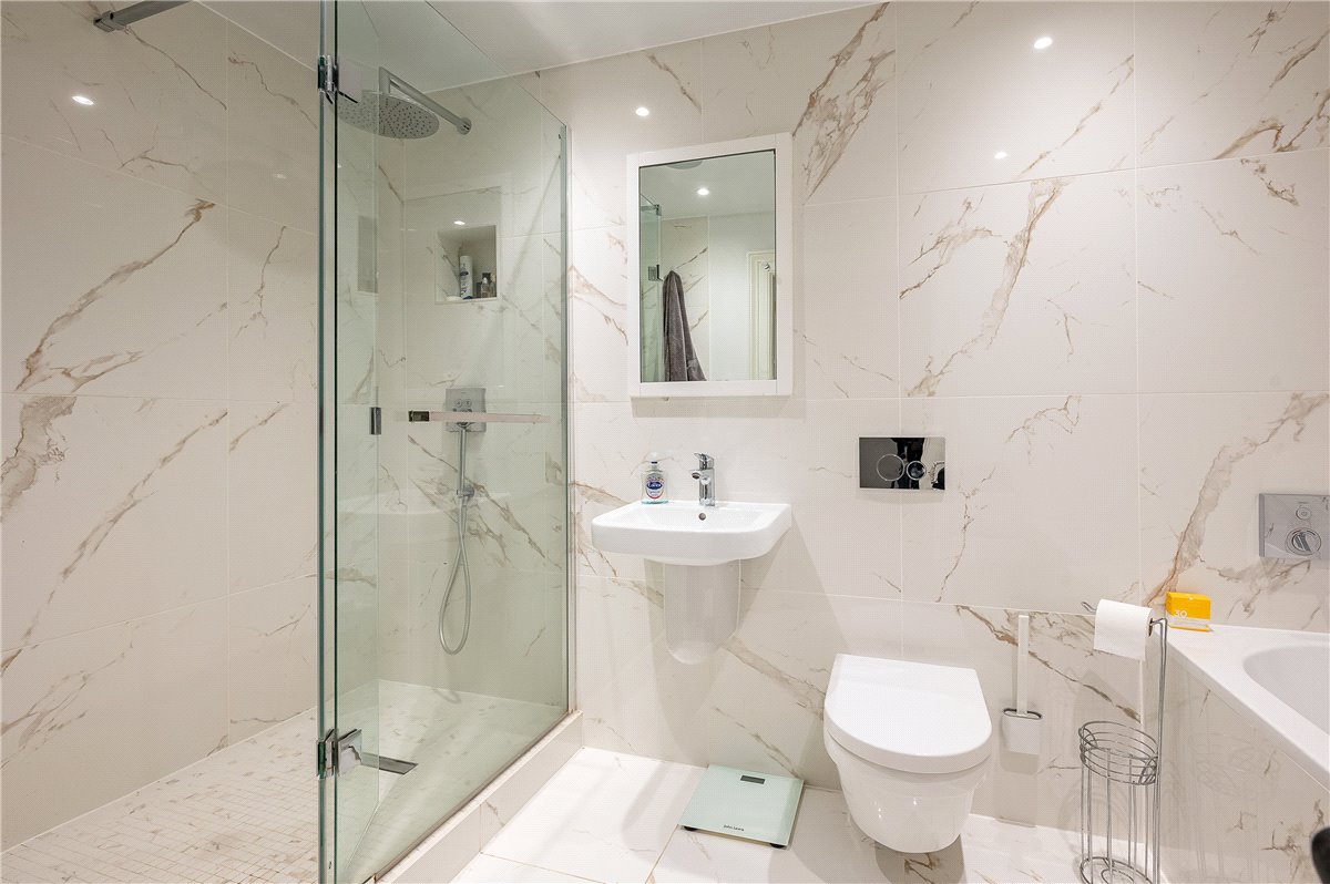 3 bedroom Flat, St. Leonards Place, York, YO1 - Available, Image 3