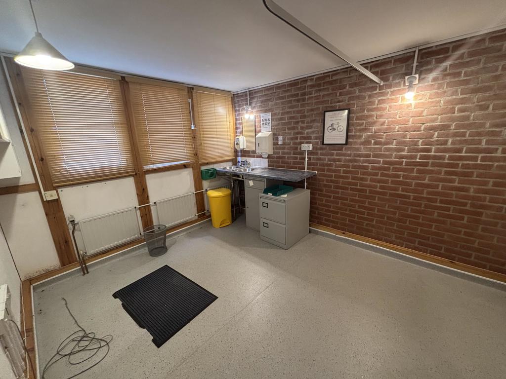 0 , 59 Fore Street, Chard, TA20 - Available, Image 12