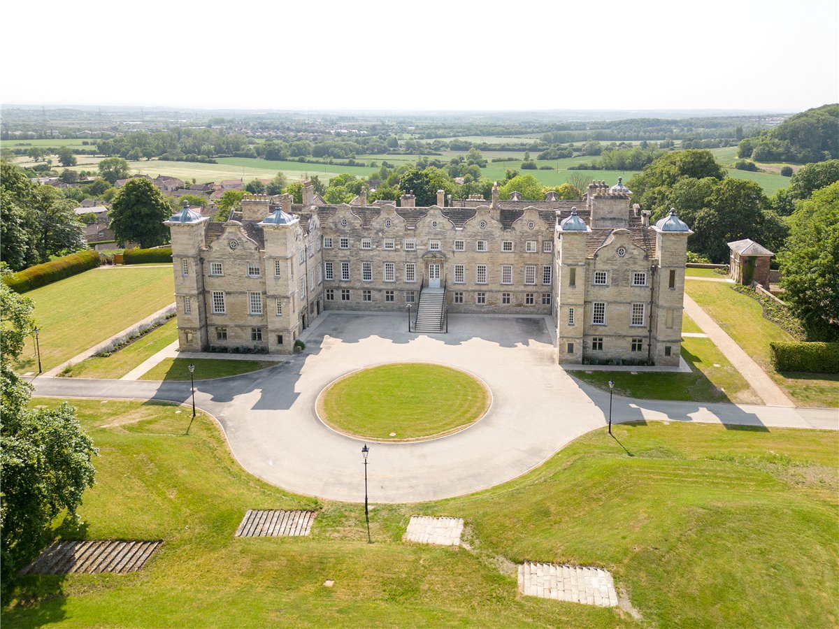 4 bedroom House, De Lacy, Ledston Hall, Back Newton Lane, WF10 - , Image 2