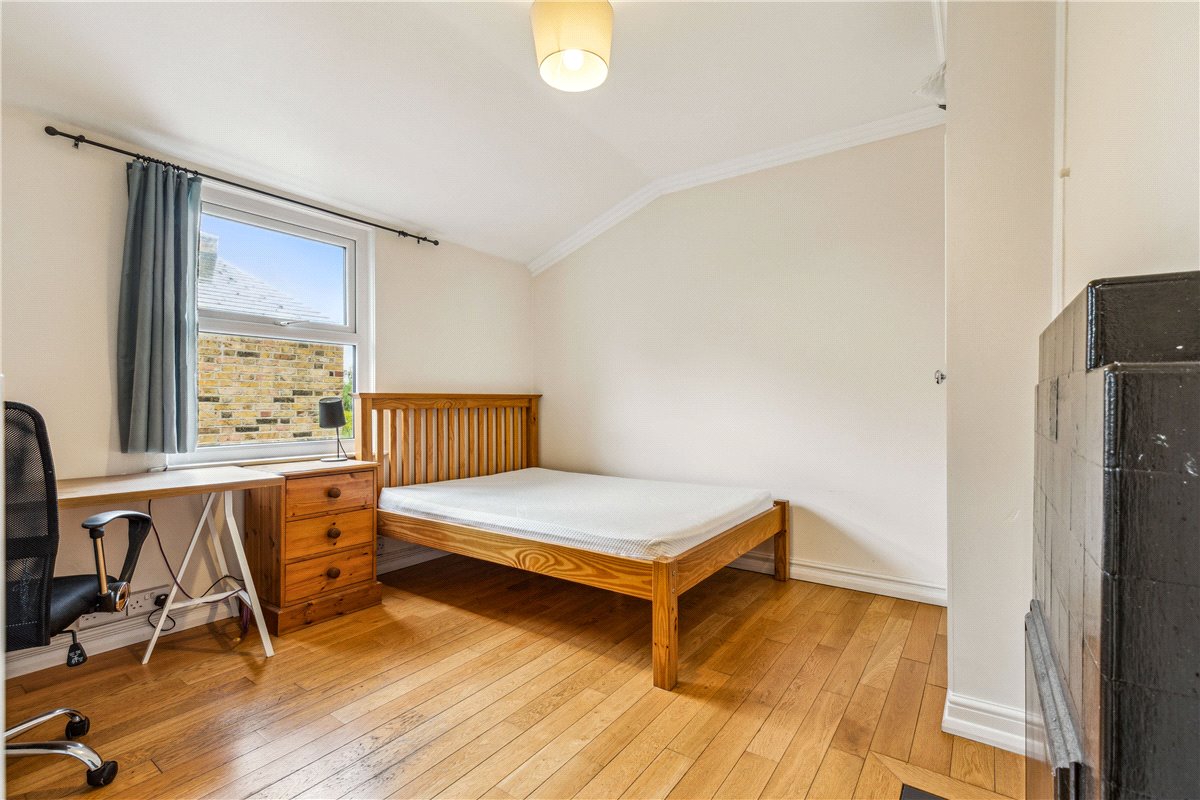 6 bedroom House, Niton Street, London, SW6 - Available, Image 15