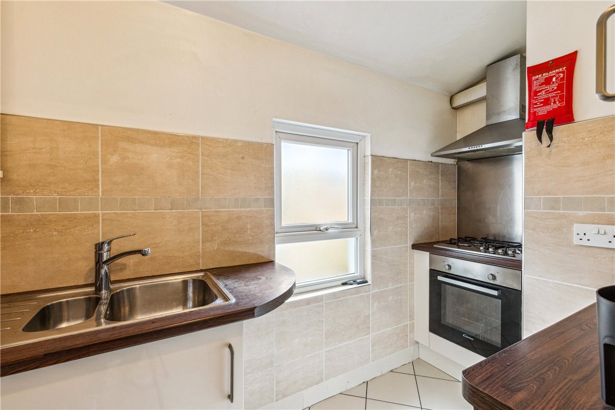 6 bedroom House, Niton Street, London, SW6 - Available, Image 15