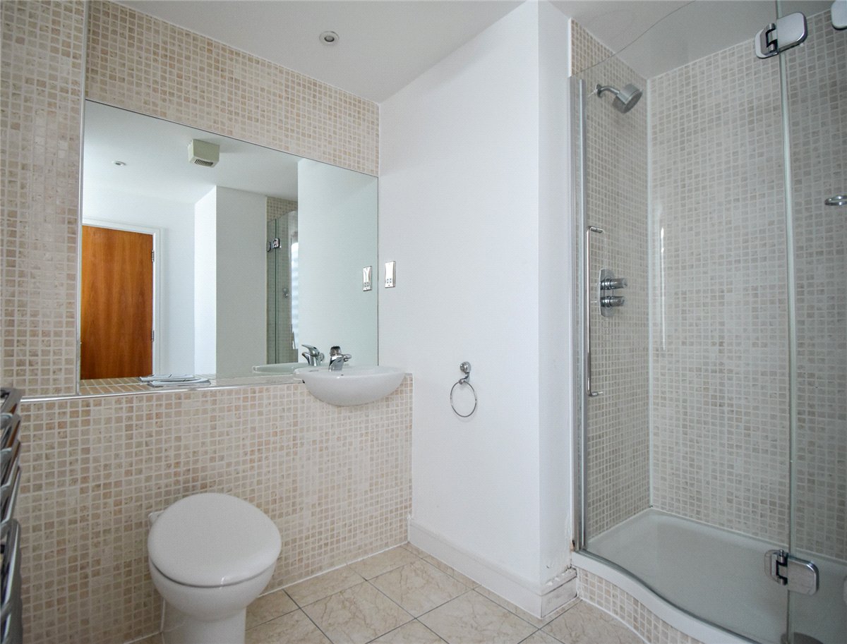 2 bedroom Flat, Meadowcroft, Cambridge, CB4 - Let Agreed, Image 5