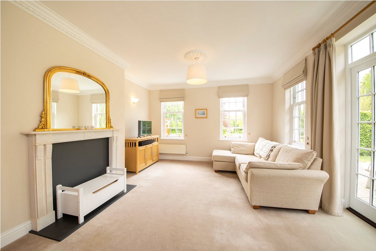 6 bedroom House, Milton Lilbourne, Pewsey, SN9 - Available, Image 4