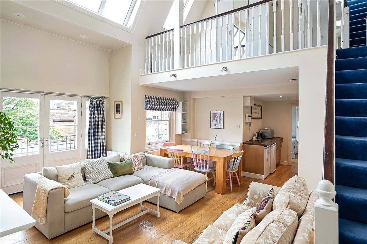 3 bedroom Maisonette, Fullerton Road, London, SW18 - Available, Image 5