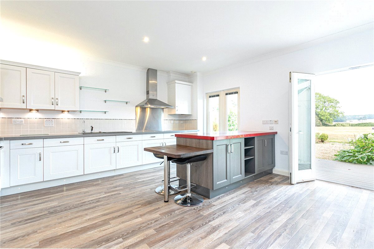 3 bedroom House, Arundel Wing, Tortington Manor, BN18 - Available, Image 12