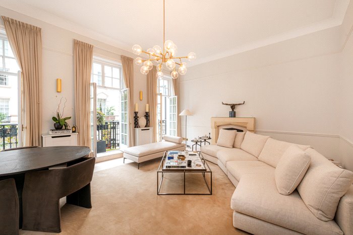 1 bedroom Flat, Upper Brook Street, Mayfair, W1K - Available, Image 5