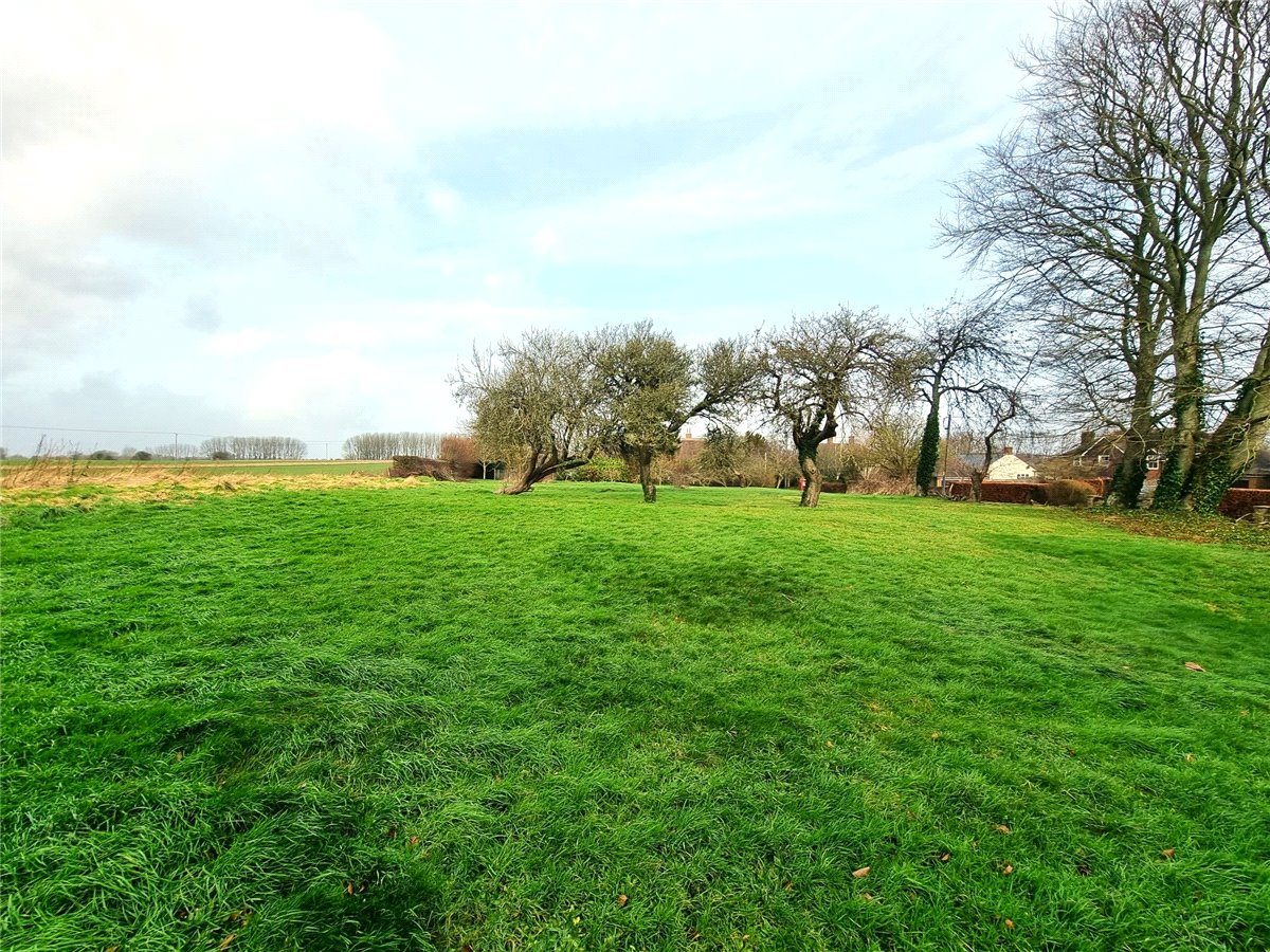 3 bedroom House, Pewsey Road, Rushall, SN9 - , Image 3