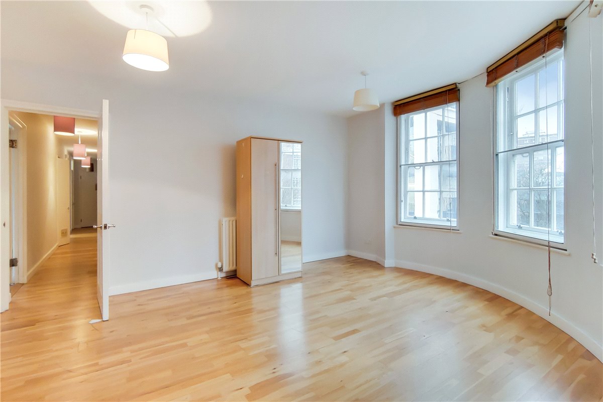 3 bedroom Flat, George Street, Marylebone, W1H - Available