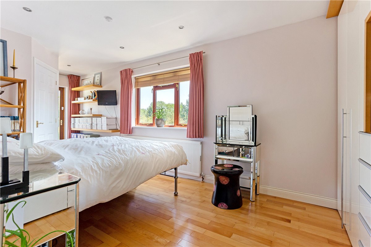 4 bedroom Bungalow, Bucklebury Alley, Cold Ash, RG18 - Sold STC, Image 12