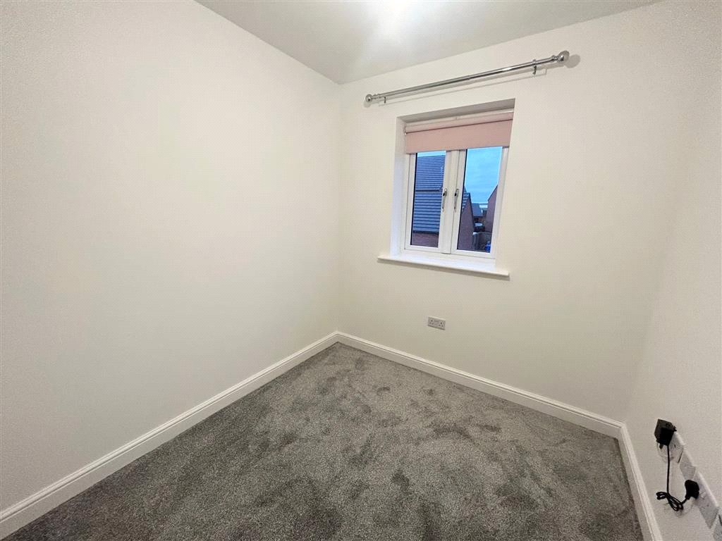 3 bedroom House, Harper Hill Gardens, Bircotes, DN11 - , Image 7