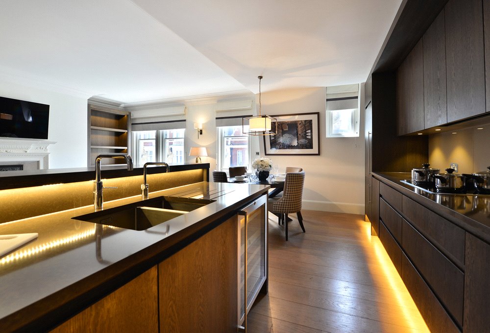 1 bedroom Flat, Duke Street, Mayfair, W1K - Available, Image 8