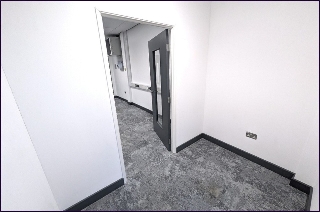 1653 Sq Ft, Kings Hedges Road, Cambridge, CB24 - Available, Image 3