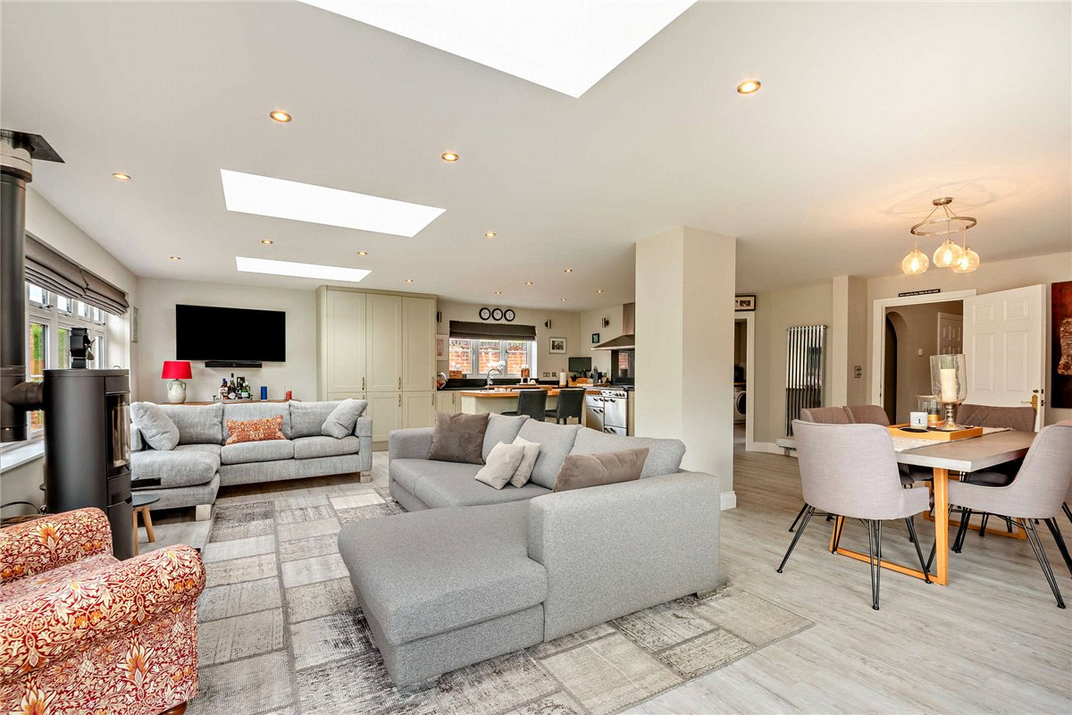 4 bedroom House, Hollycroft, Ashford Hill, RG19 - Available, Image 7