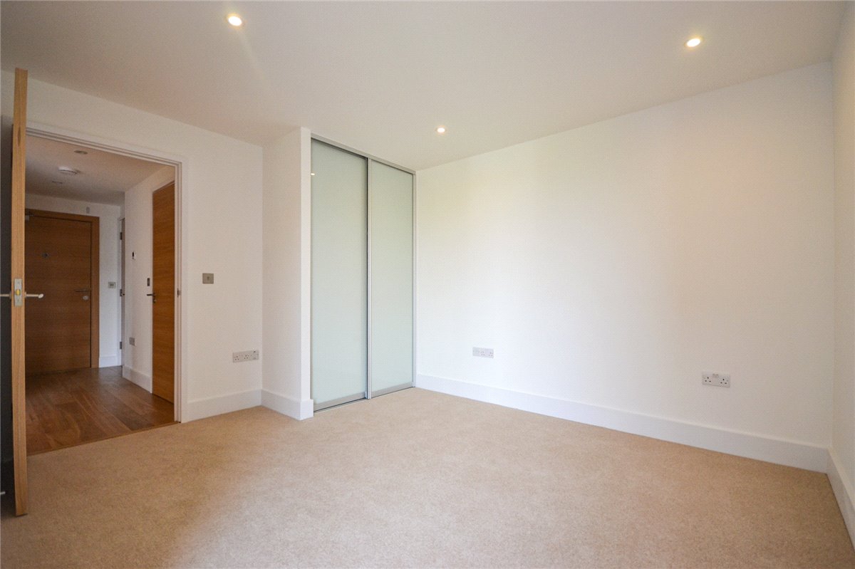 1 bedroom Flat, Keynes House, Kingsley Walk, CB5 - Let Agreed, Image 3
