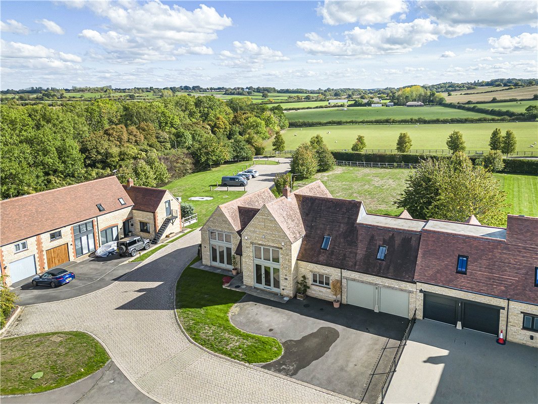 4 bedroom House, Ingleby Paddocks, Enslow, OX5 - Available, Image 15