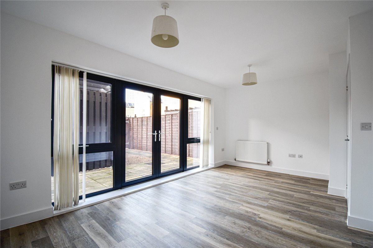 3 bedroom House, Whittle Avenue, Trumpington, CB2 - , Image 3