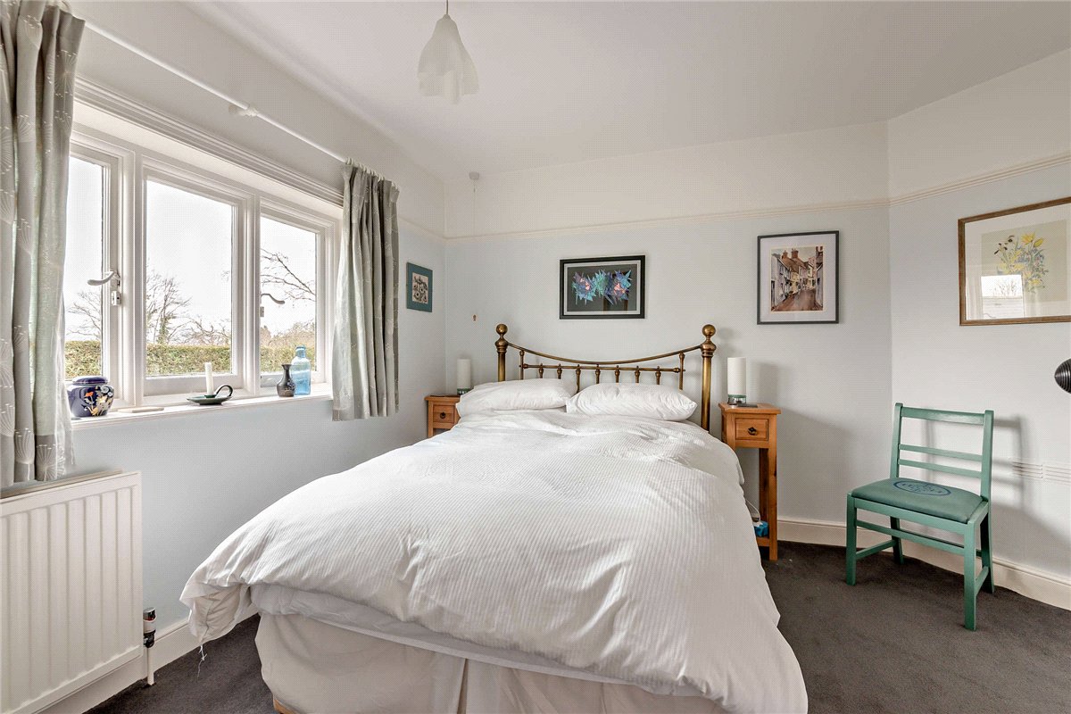 5 bedroom House, Andover Road, Newbury, RG14 - Available, Image 18