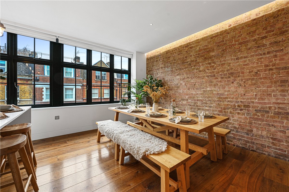 2 bedroom Flat, Great Titchfield Street, London, W1W - , Image 9