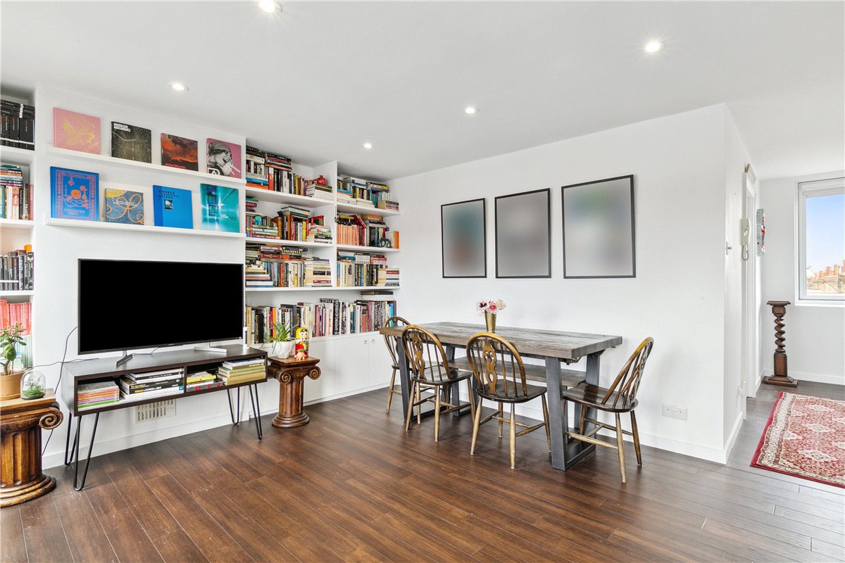 2 bedroom Flat, Waldemar Avenue, London, SW6 - Sold, Image 10