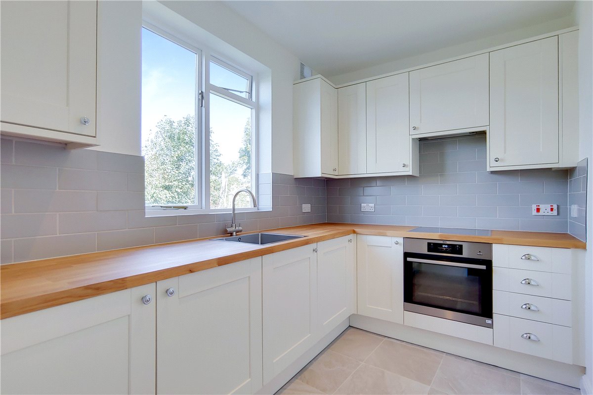 3 bedroom Flat, Kenyon Street, Fulham, SW6 - , Image 1
