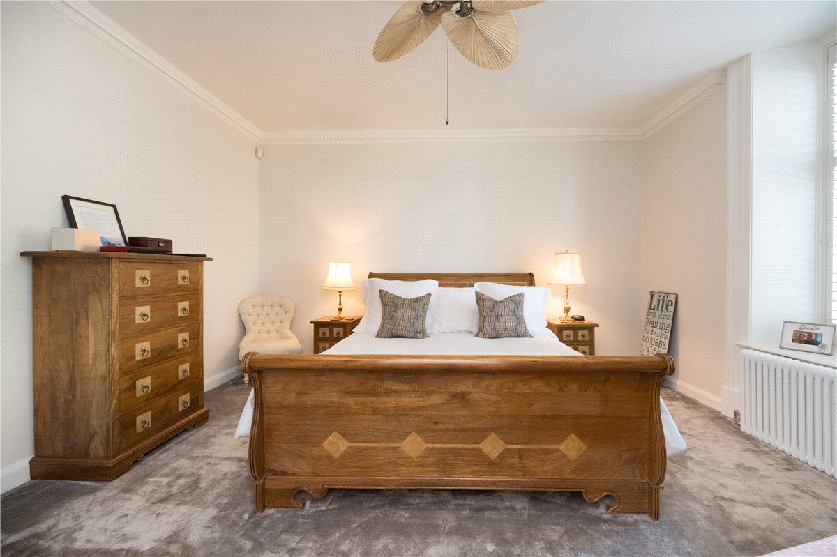 4 bedroom House, Windsor Court, West Park, HG1 - Available, Image 11