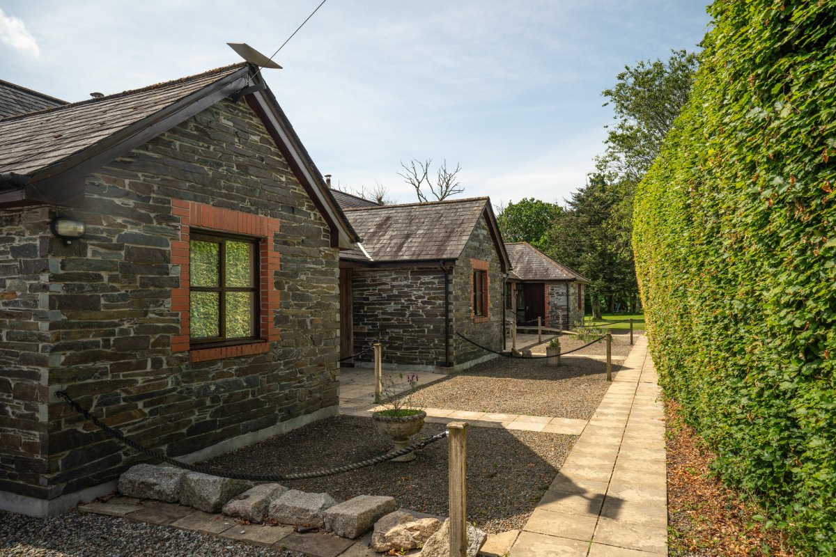 25 bedroom House, Callington, Cornwall, PL17 - Available, Image 33