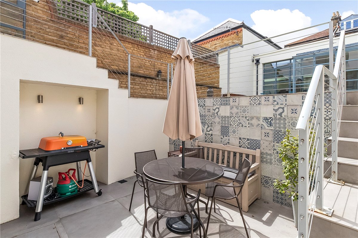 5 bedroom House, Wiseton Road, London, SW17 - Available, Image 2