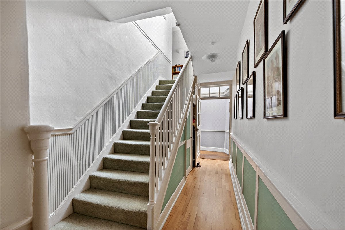 7 bedroom House, Bridge Street, Hungerford, RG17 - Available, Image 6