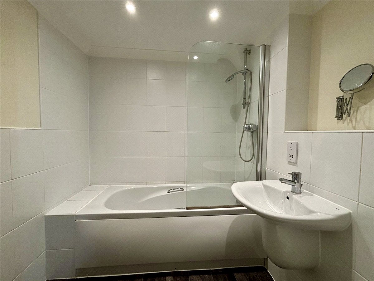 5 bedroom House, High Street, Long Wittenham, OX14 - Available, Image 14