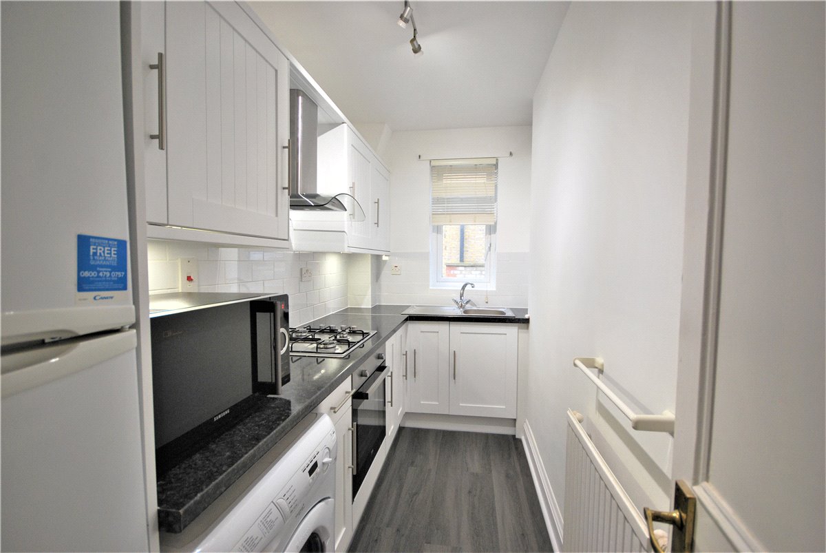 1 bedroom Flat, Wexford Lodge, 163 Nightingale Lane, SW12 - Available, Image 2